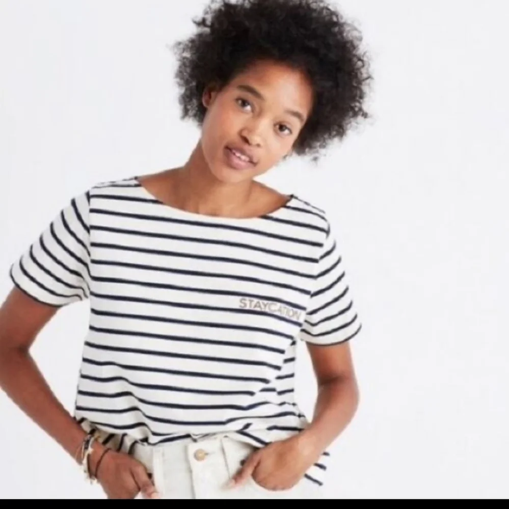 MADEWELL Staycation Embroidered Boxy Blue Ecru Stripe Tee NWT - Picture 2 of 11